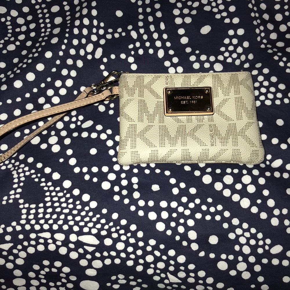Michael kors wallet